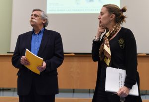 Teatre contra els poders financers - Forn de teatre Pa'tothom